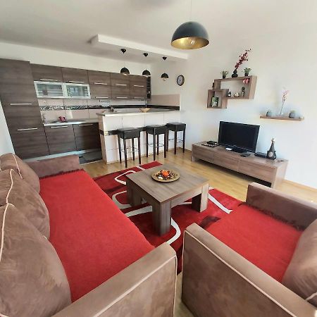 Apartman Lala Apartment ซาราเยโว ภายนอก รูปภาพ